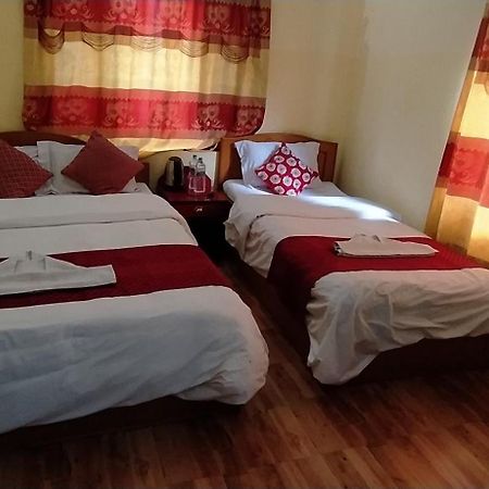 Hotel Plaza Nepal Pokhara Exterior photo
