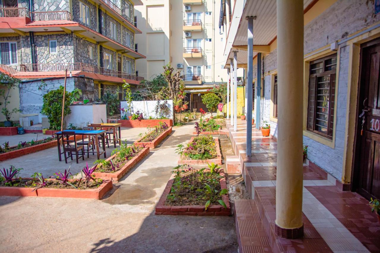 Hotel Plaza Nepal Pokhara Exterior photo