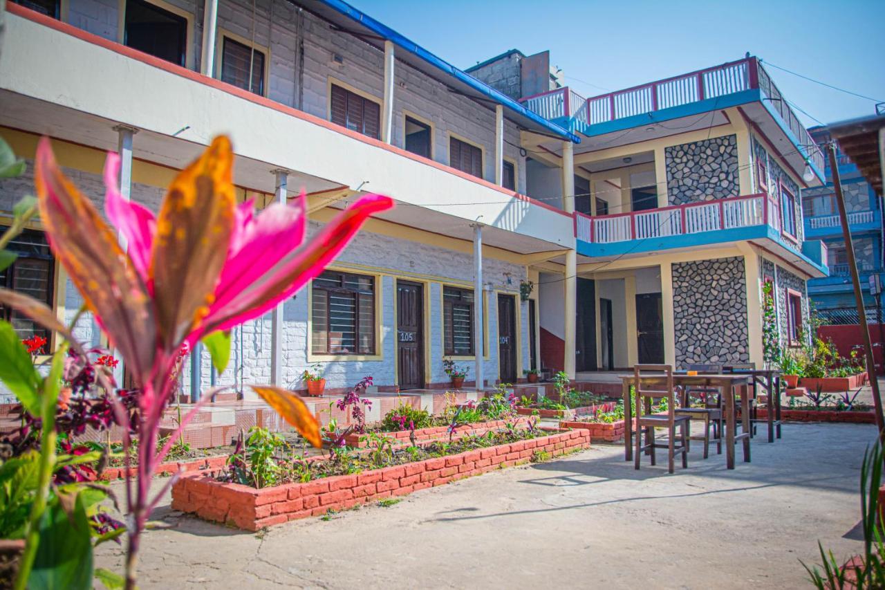 Hotel Plaza Nepal Pokhara Exterior photo