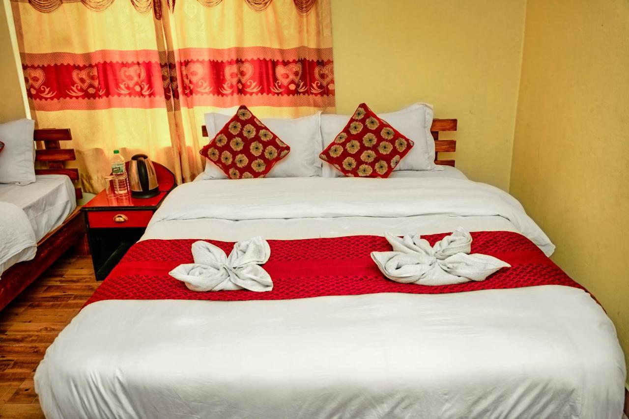 Hotel Plaza Nepal Pokhara Exterior photo